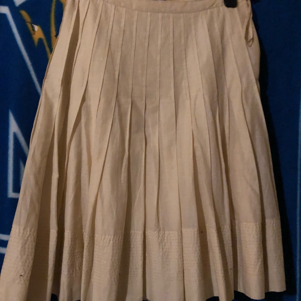 Cotton with silk appearance Skirt